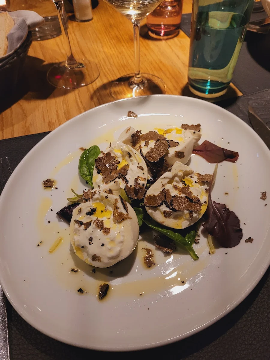 Burrata Con Tartufo