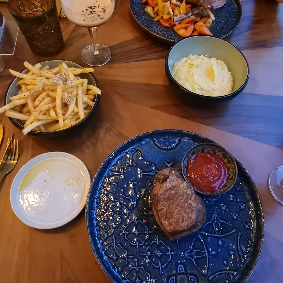 Gentleman's Cut Steak
