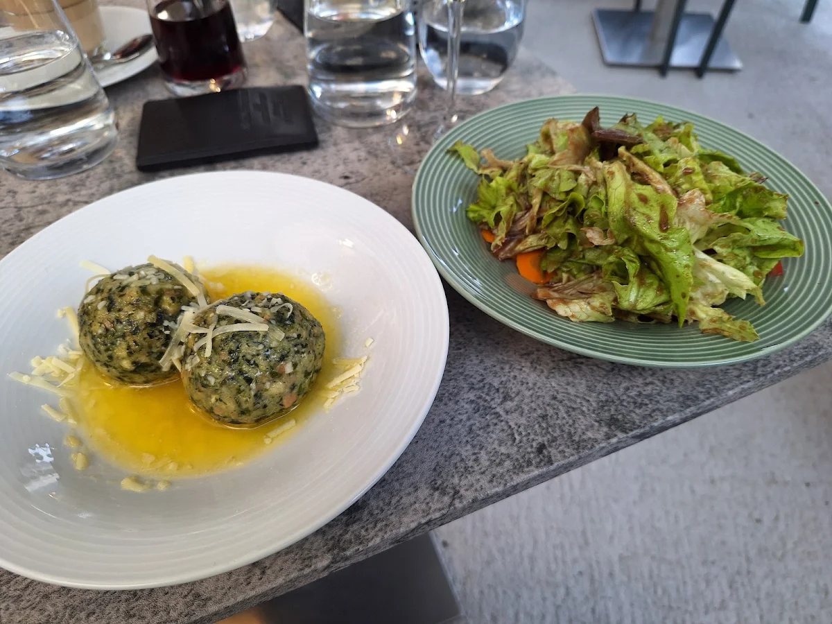 Spinatknödel Mit Brauer Butter