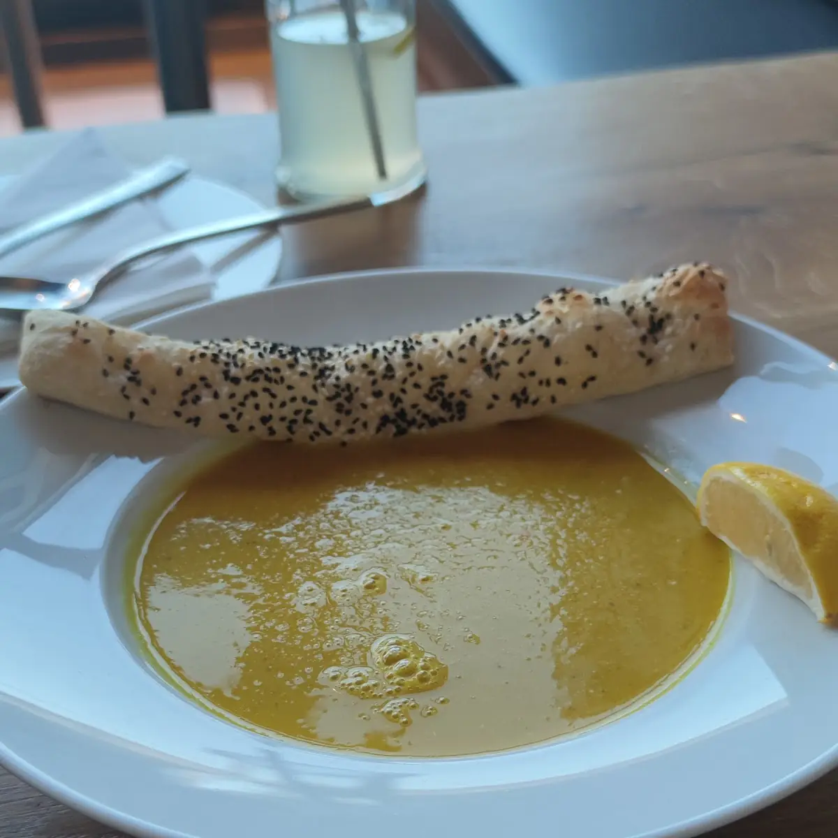 Linsen Curry Suppe