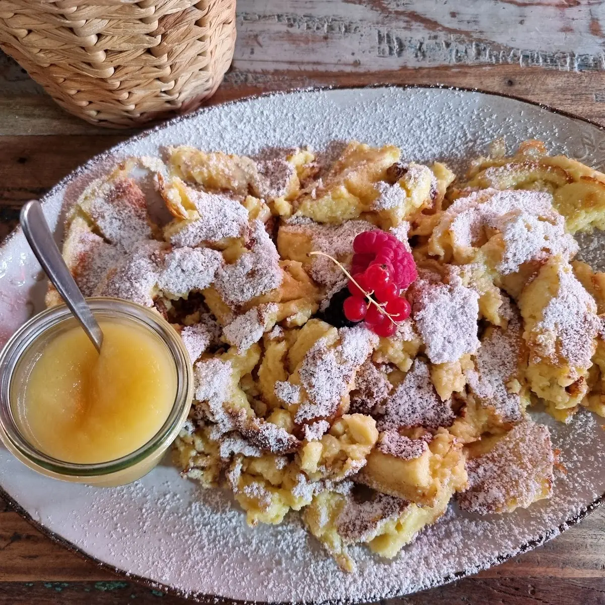 Weltbeste Kaiserschmarrn Mit Beeren