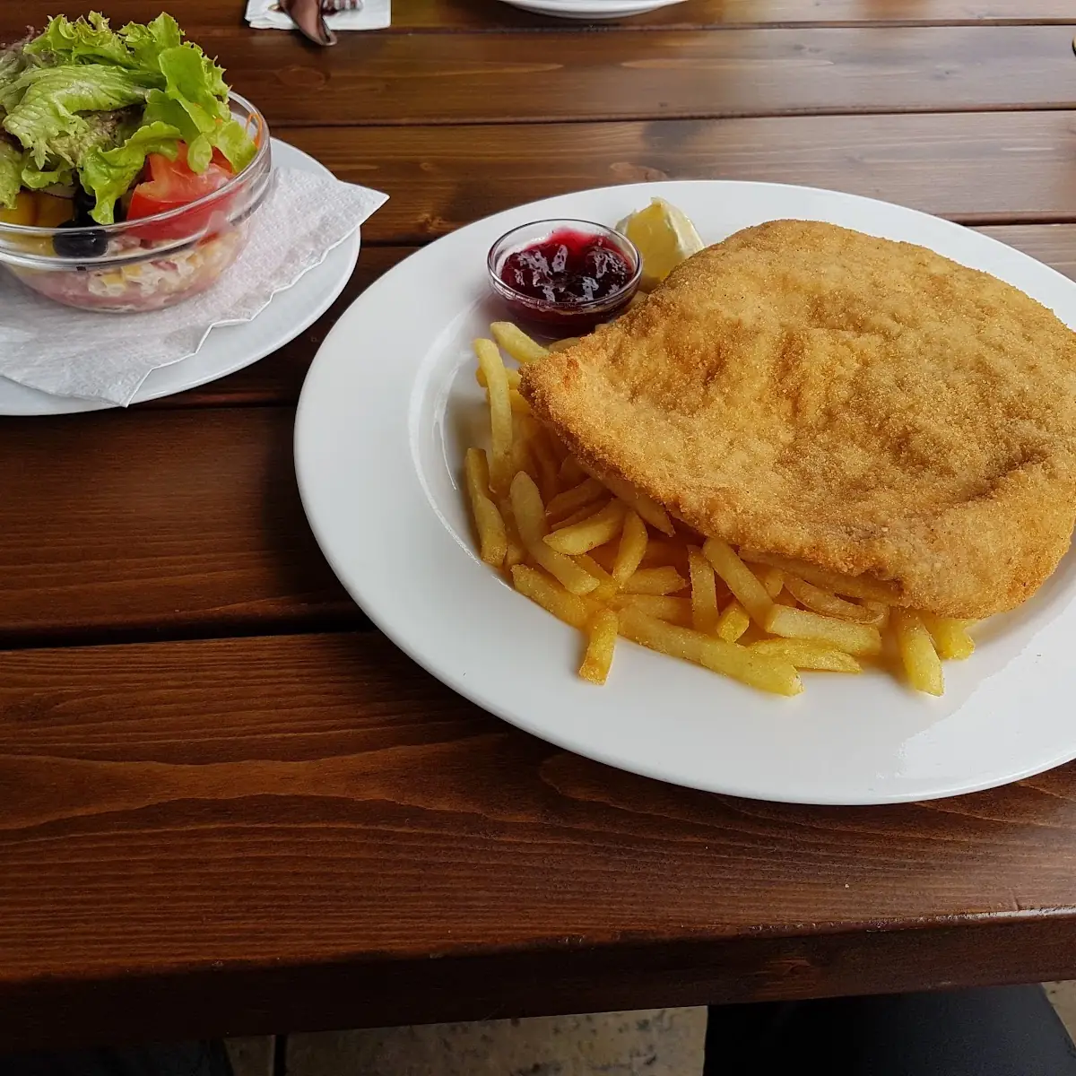 Wienerschnitzel Mit Pommes