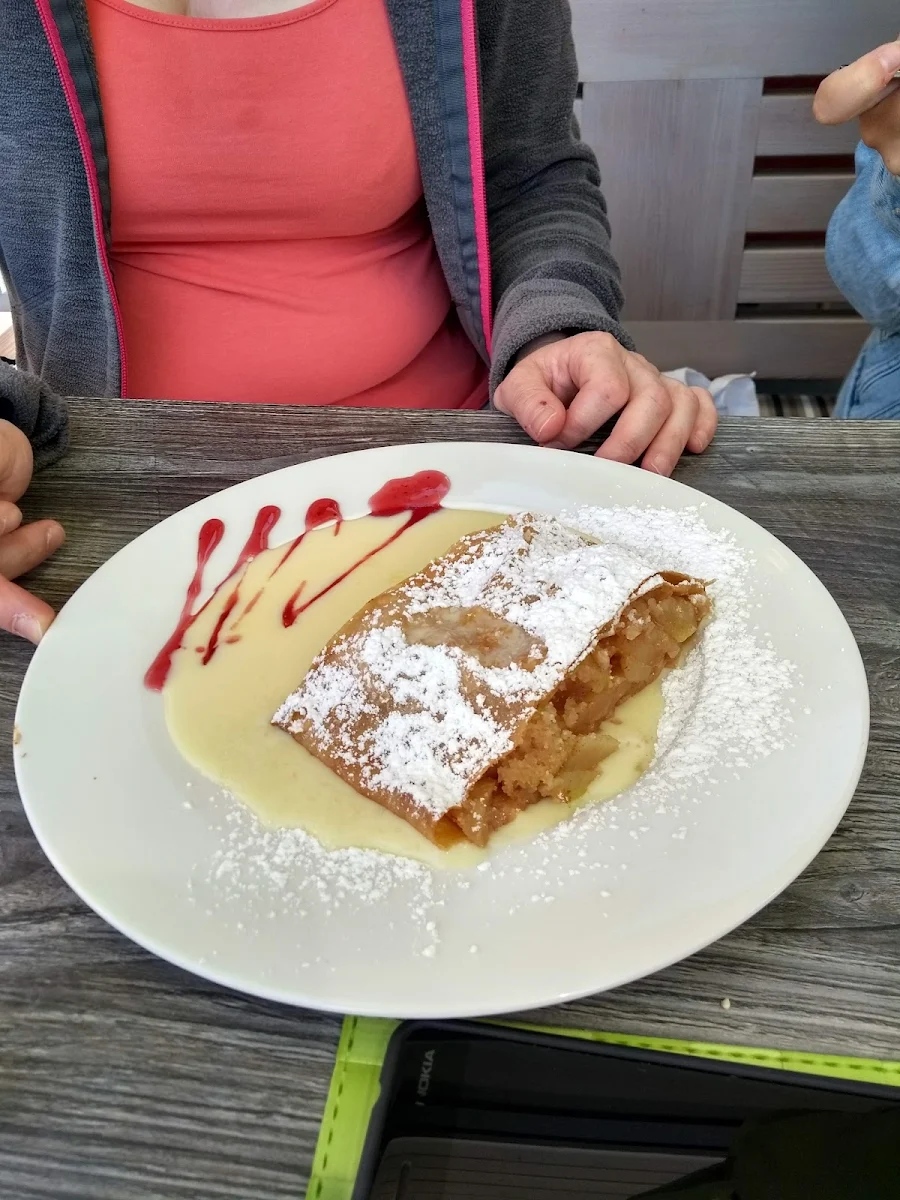 Apfelstrudel