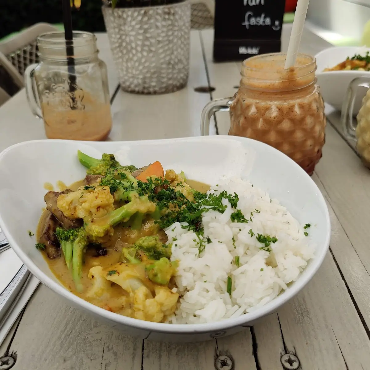 Milde Curry Met Biefstuk Reepjes