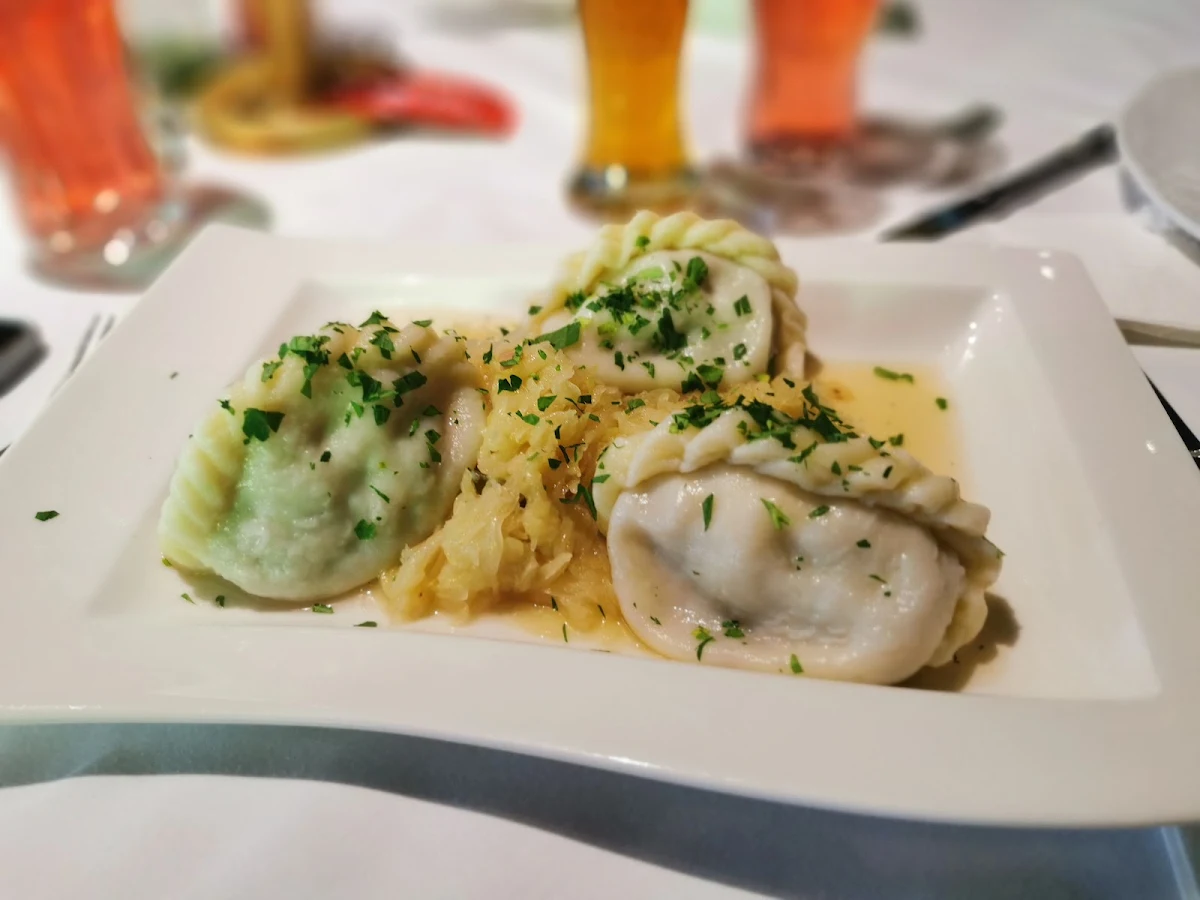 Fleisch Nudeln Mit Sauerkraut
