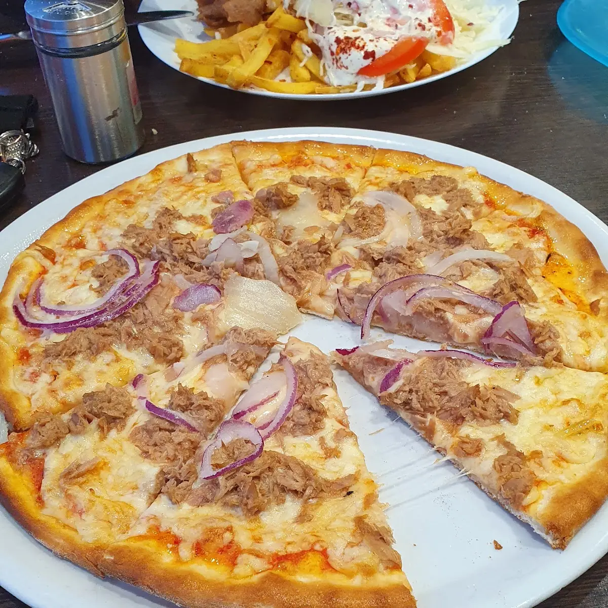 Pizza Thunfisch