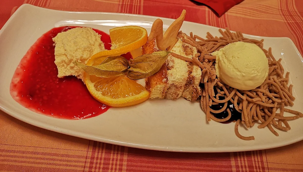 Gemischte Nachspeisenplatte