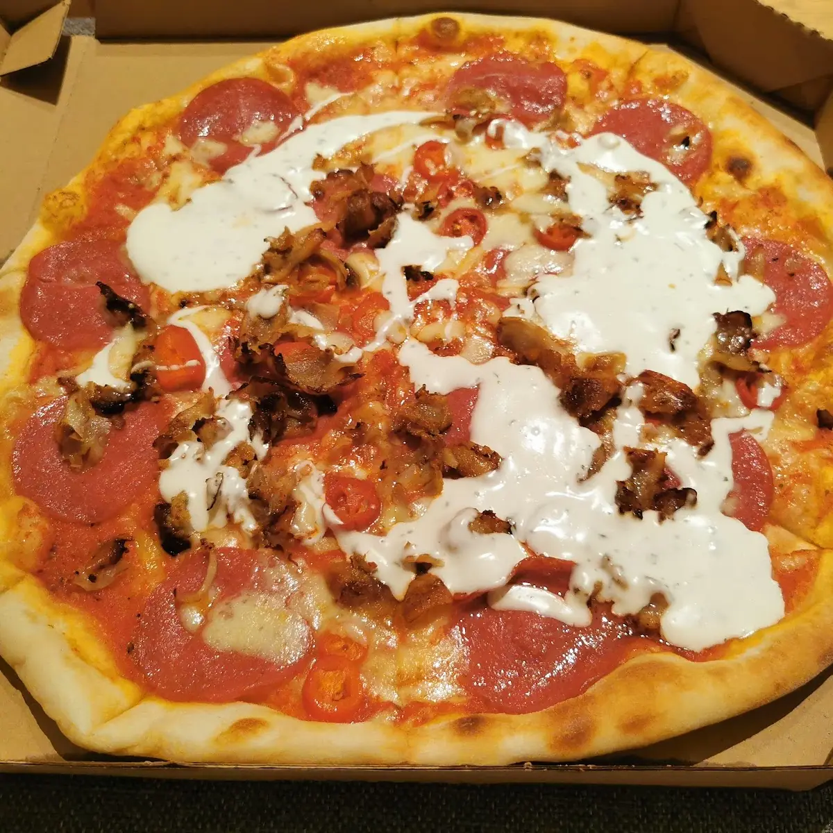 Pizza Salami Spezial