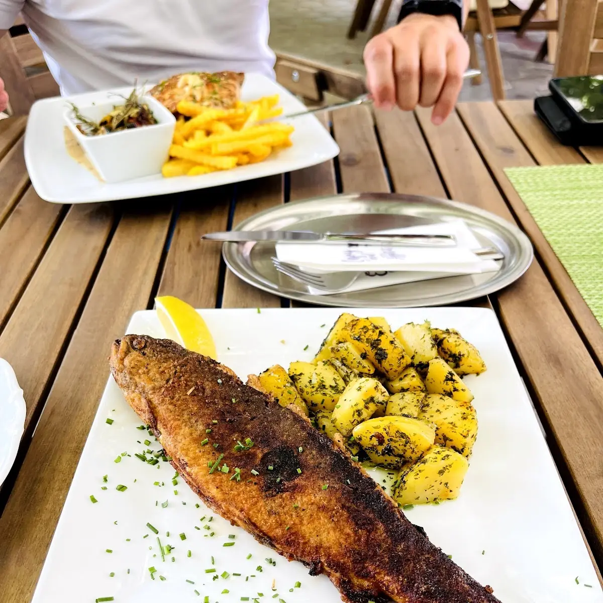 Forelle Mit Petersilien Kartoffel