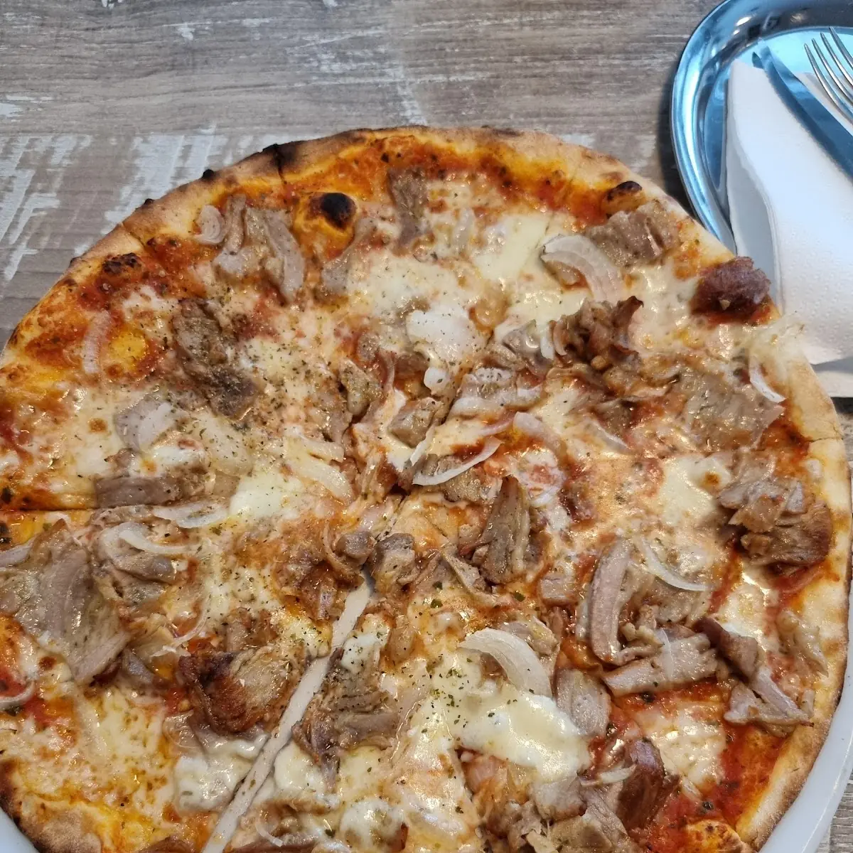 Kebab Pizza