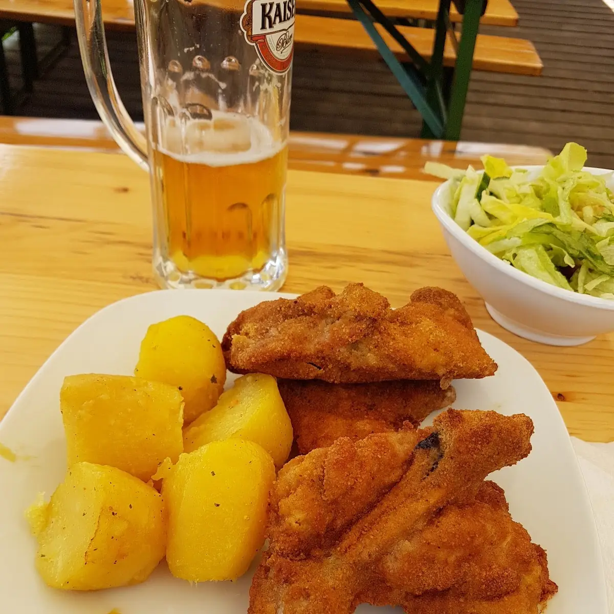 Backhändl & Gemischter Salat