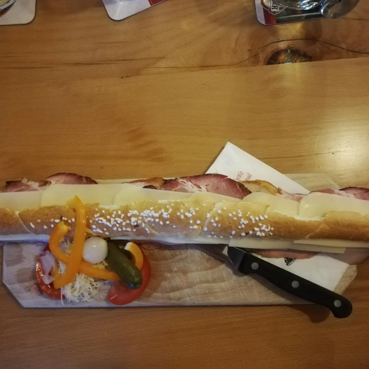 Gefülltes Salzstangerl