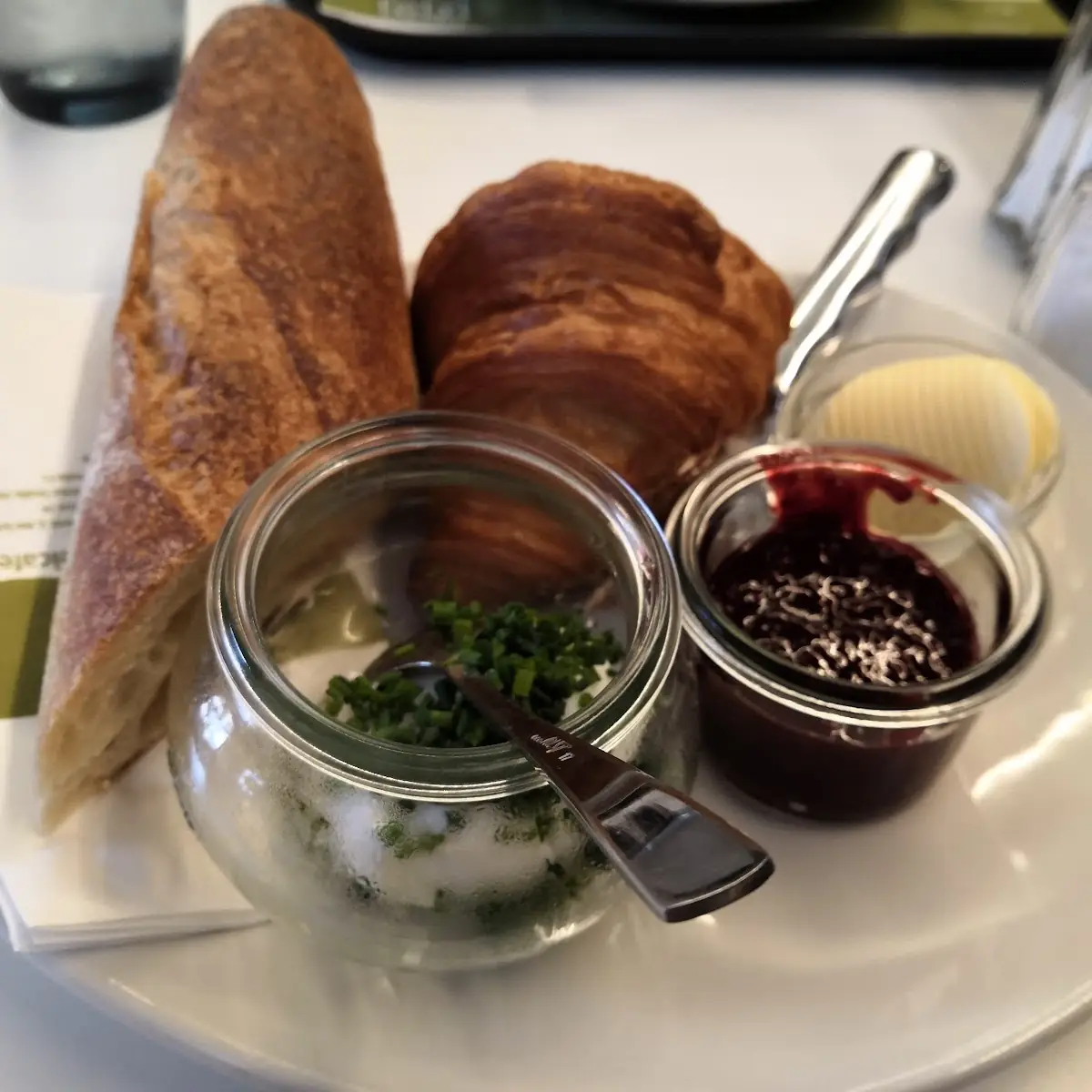 Paris Mit Ei Im Glas