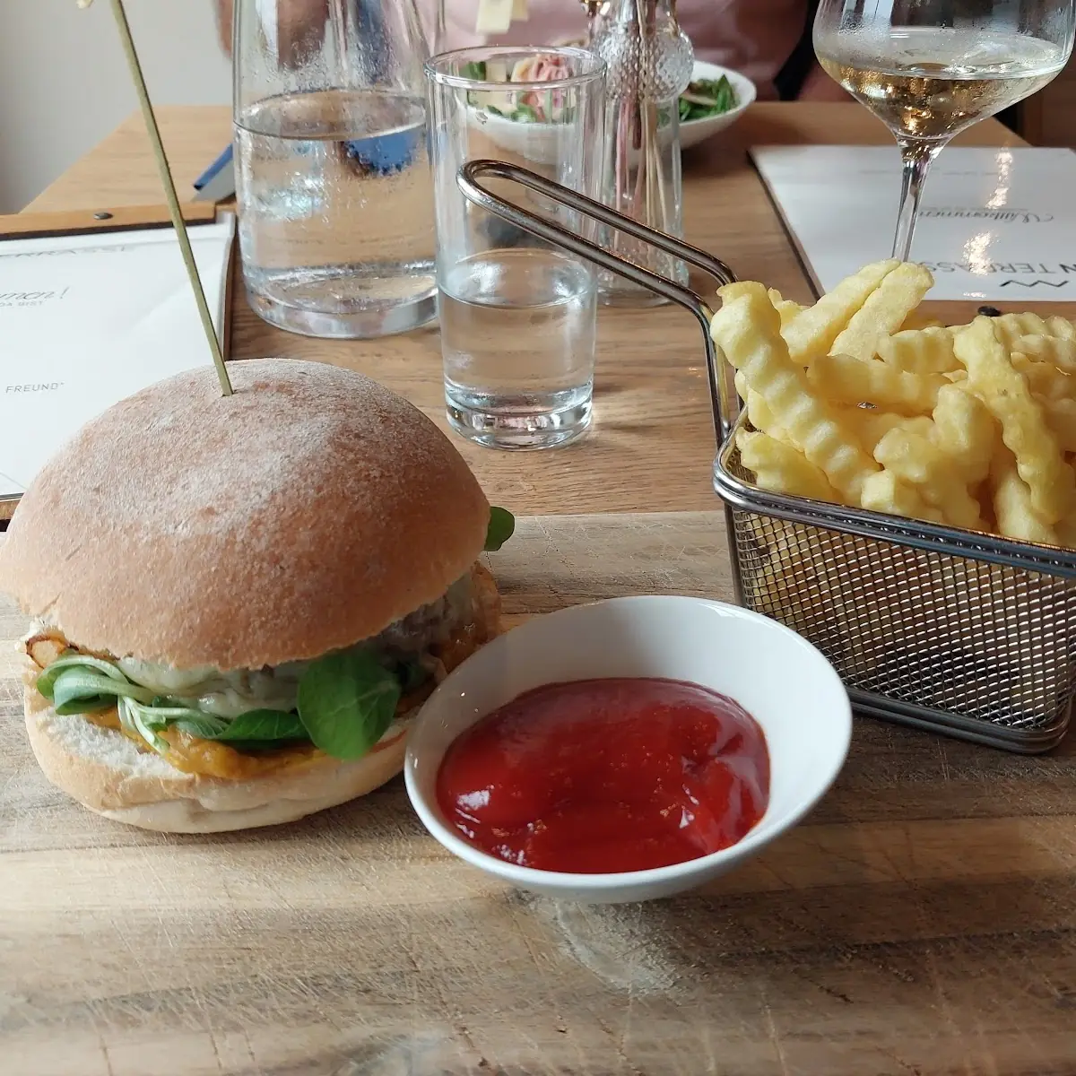 Weinterassen Burger