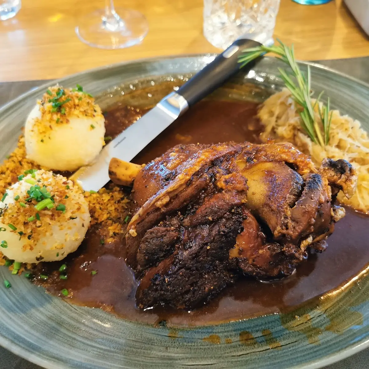 Zwiebelrostbraten