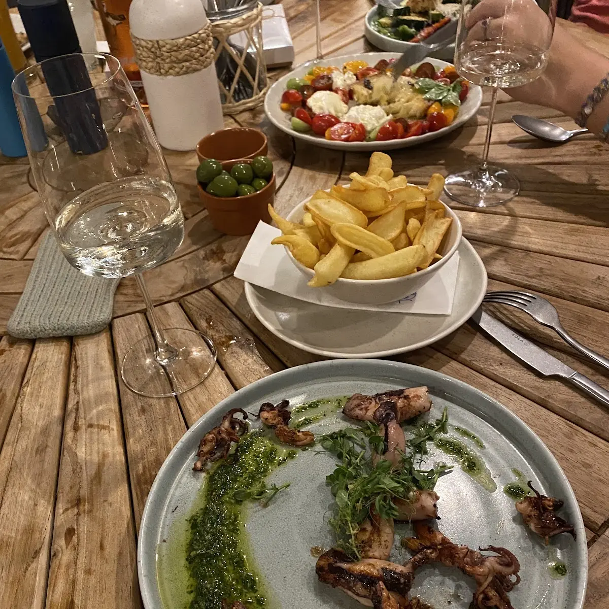 Grilled Calamari with French Fries