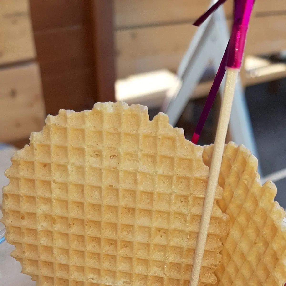 Leckeres Gelatoni-ananaseis