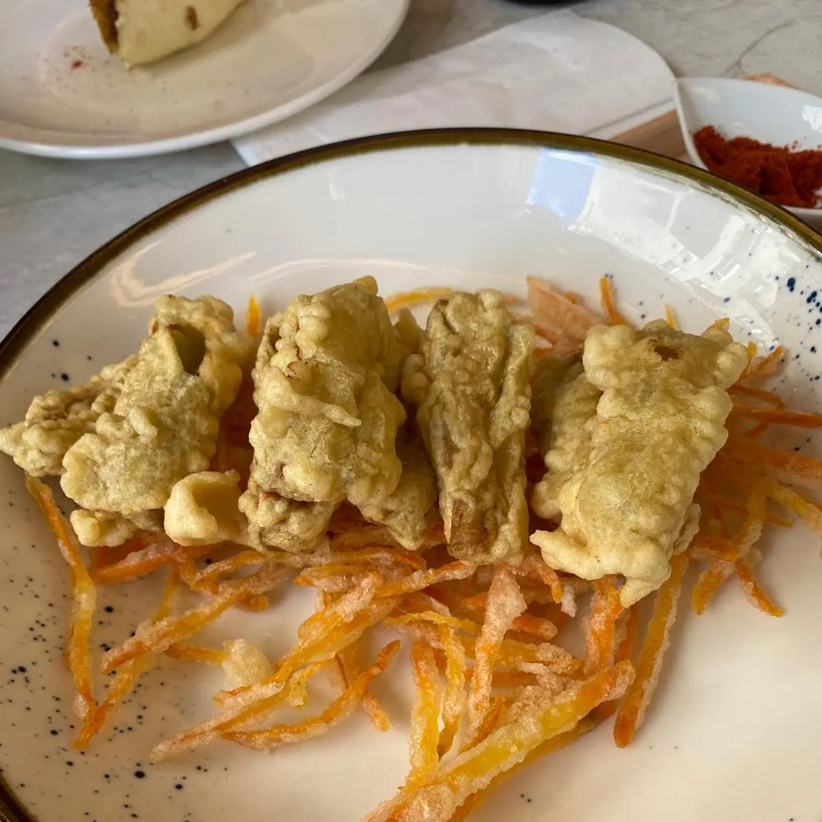 V6 Tempura Melanzani