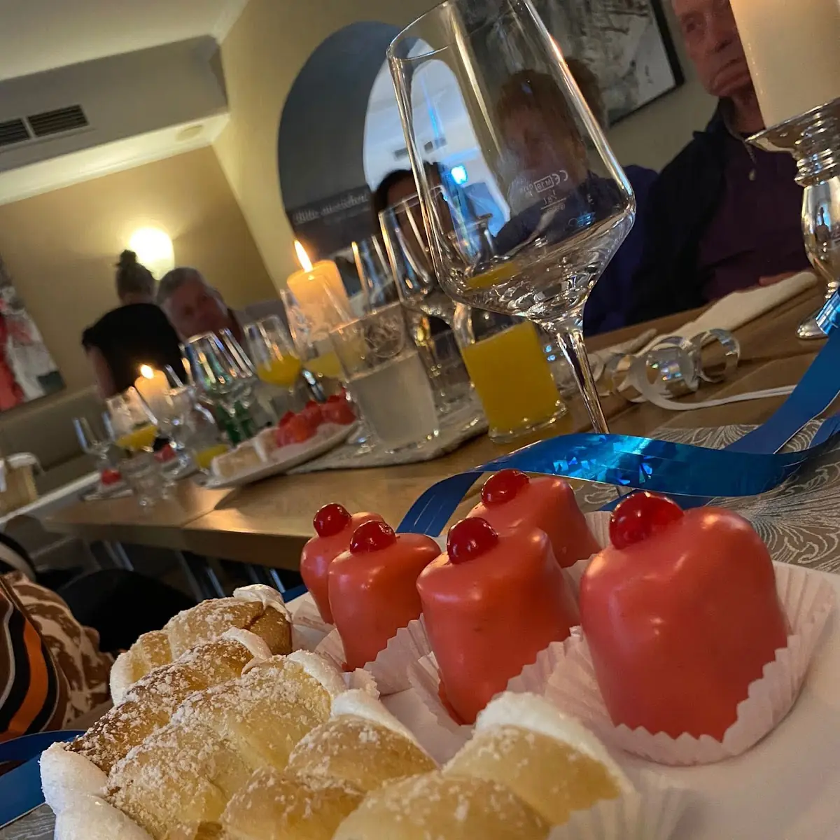 Punschkrapfen