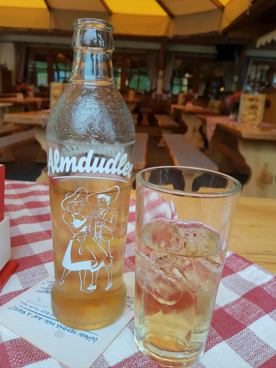 Almdudler Kräuterlimonade