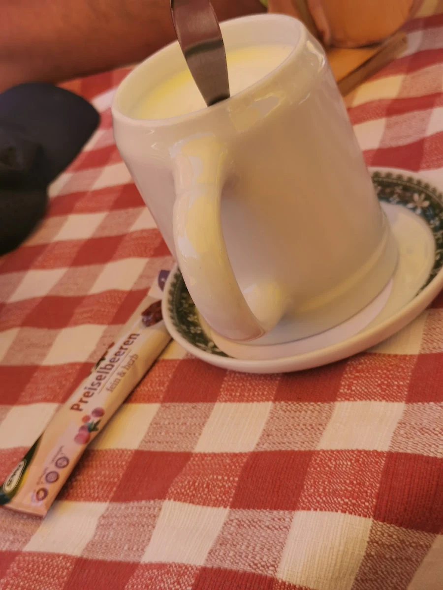Buttermilch Mit Preiselbeeren