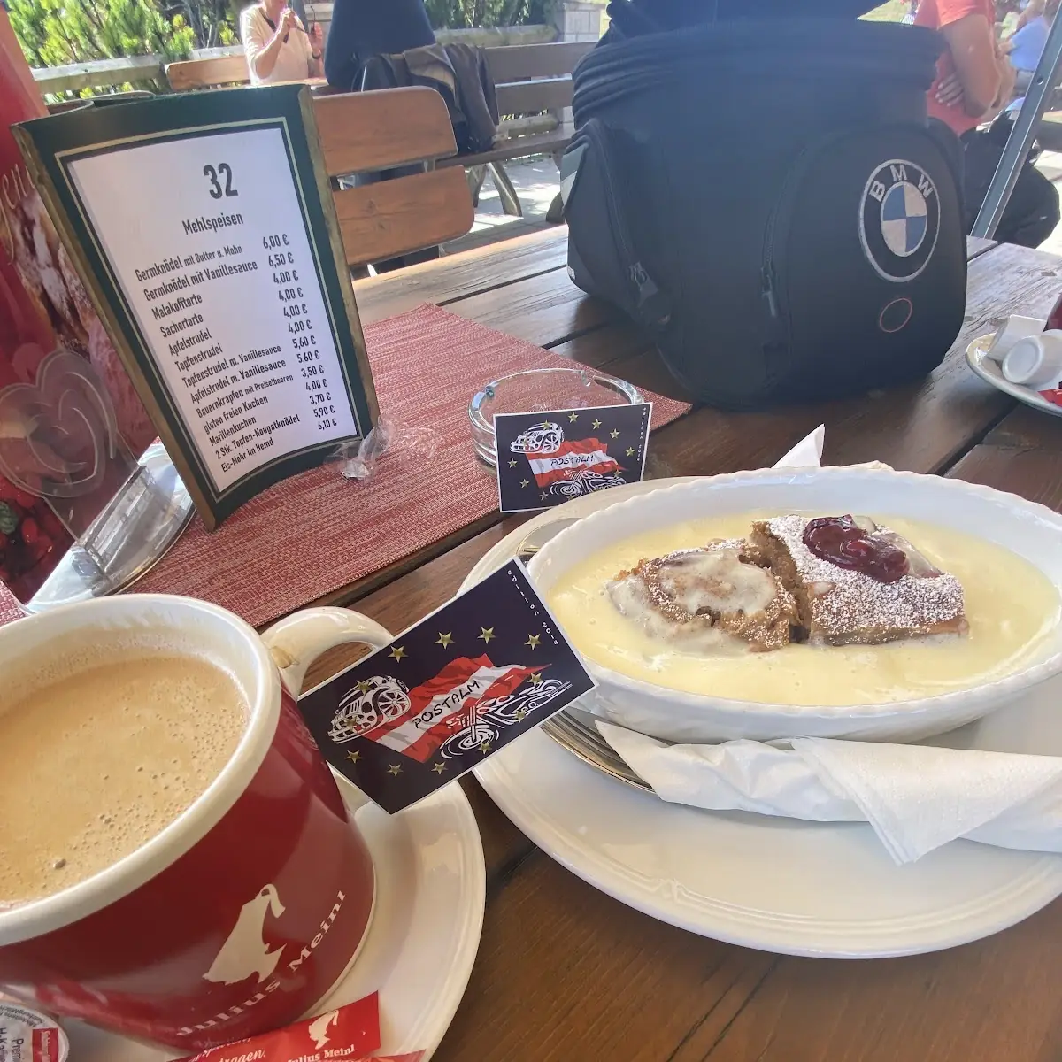Apfelstrudel Mit Vanillesoße