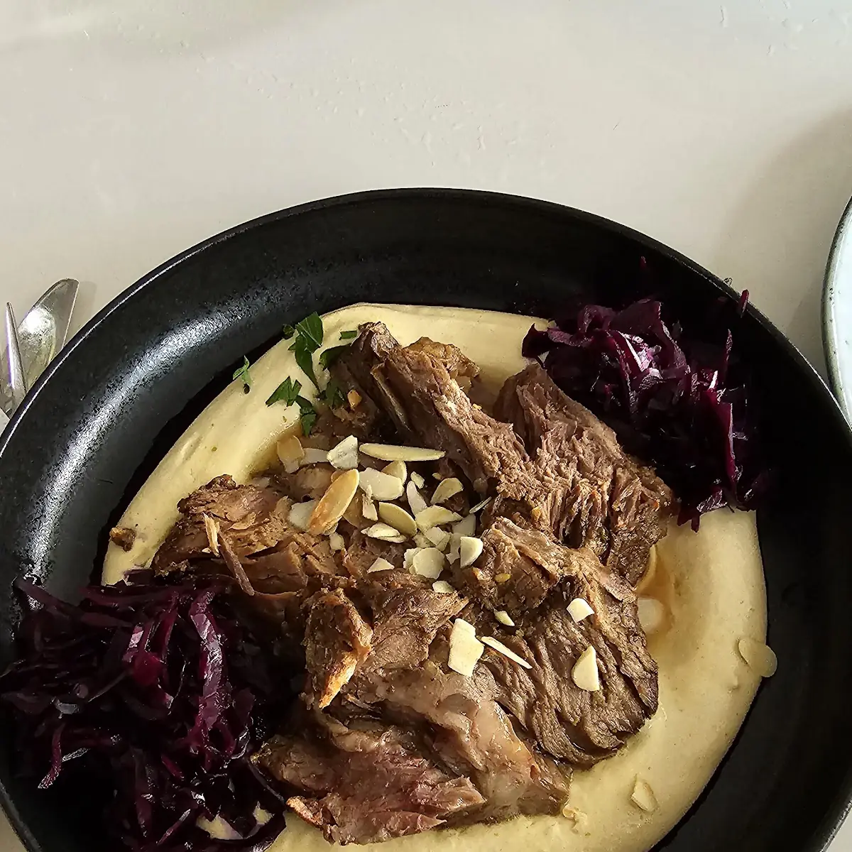 Hummus Mit Rindfleisch