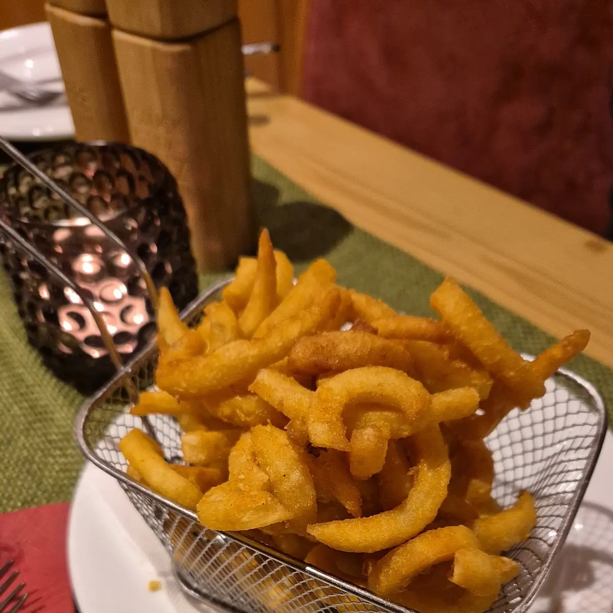 Portion Curly Fries