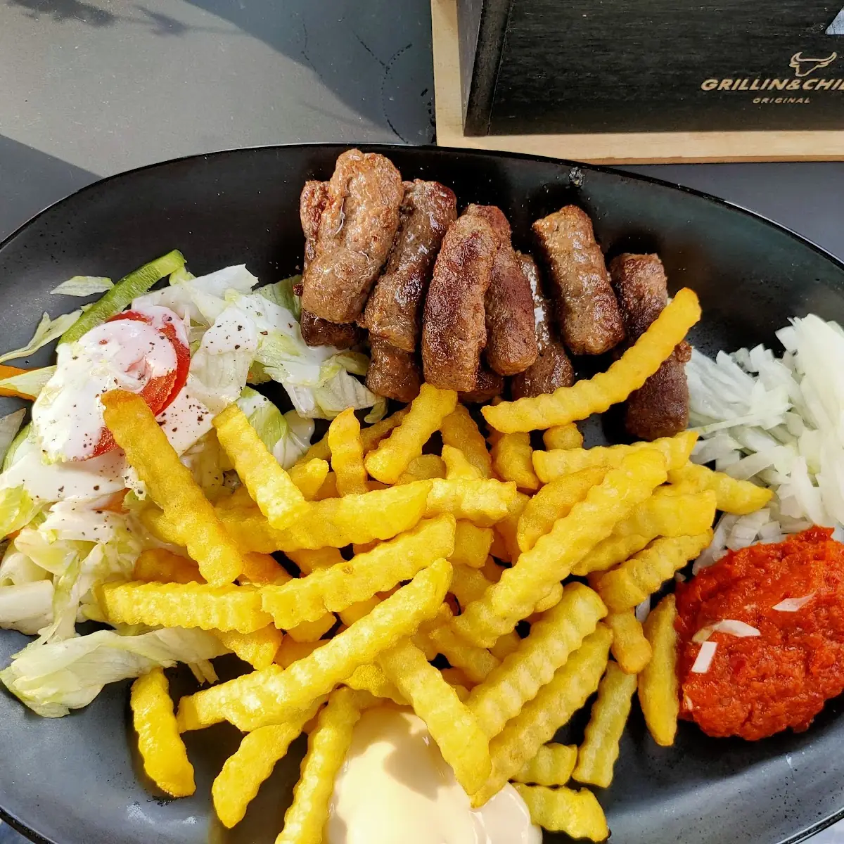 Cevapcici Mit Pommes