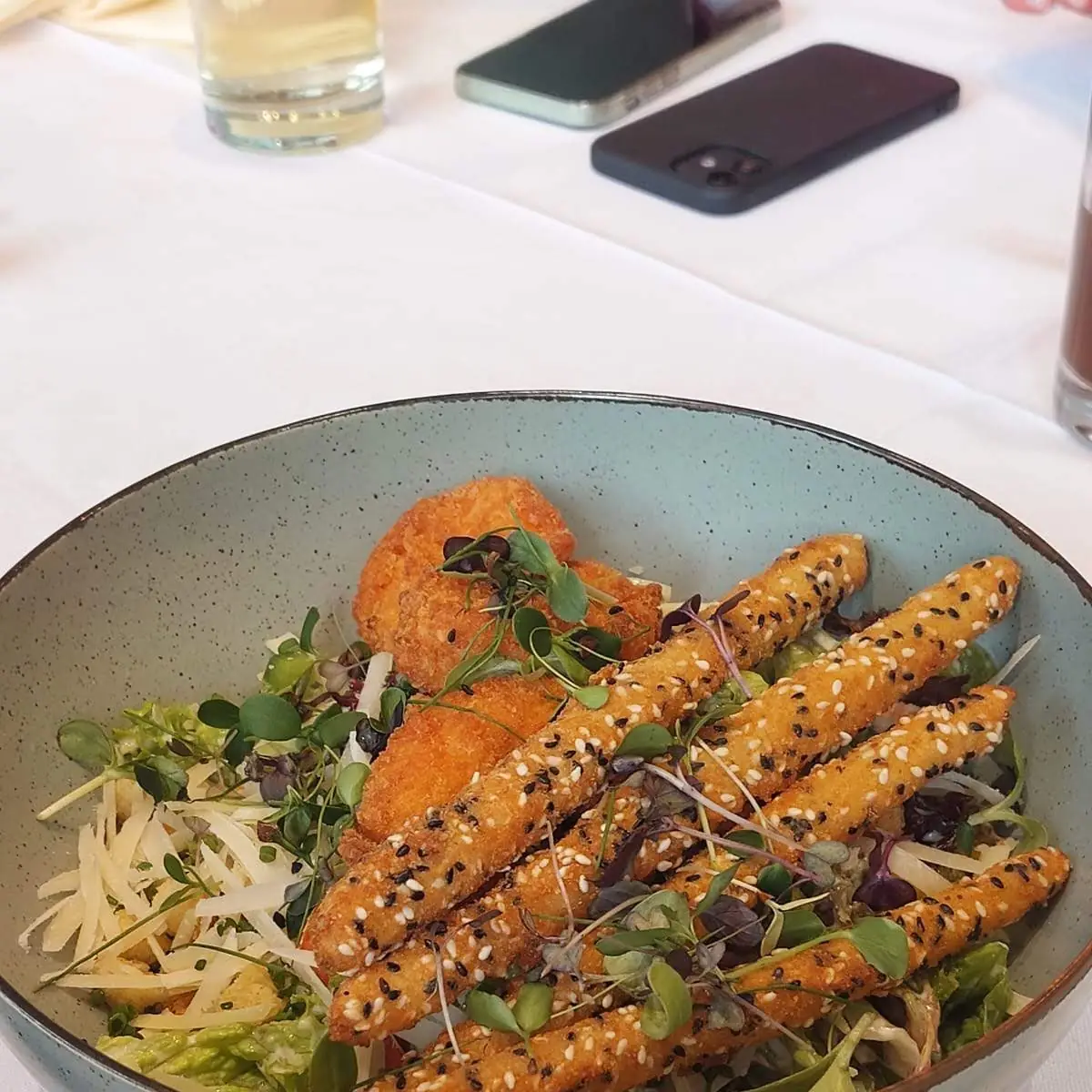 Ceasar Salad Mit Gebackenem Spargel