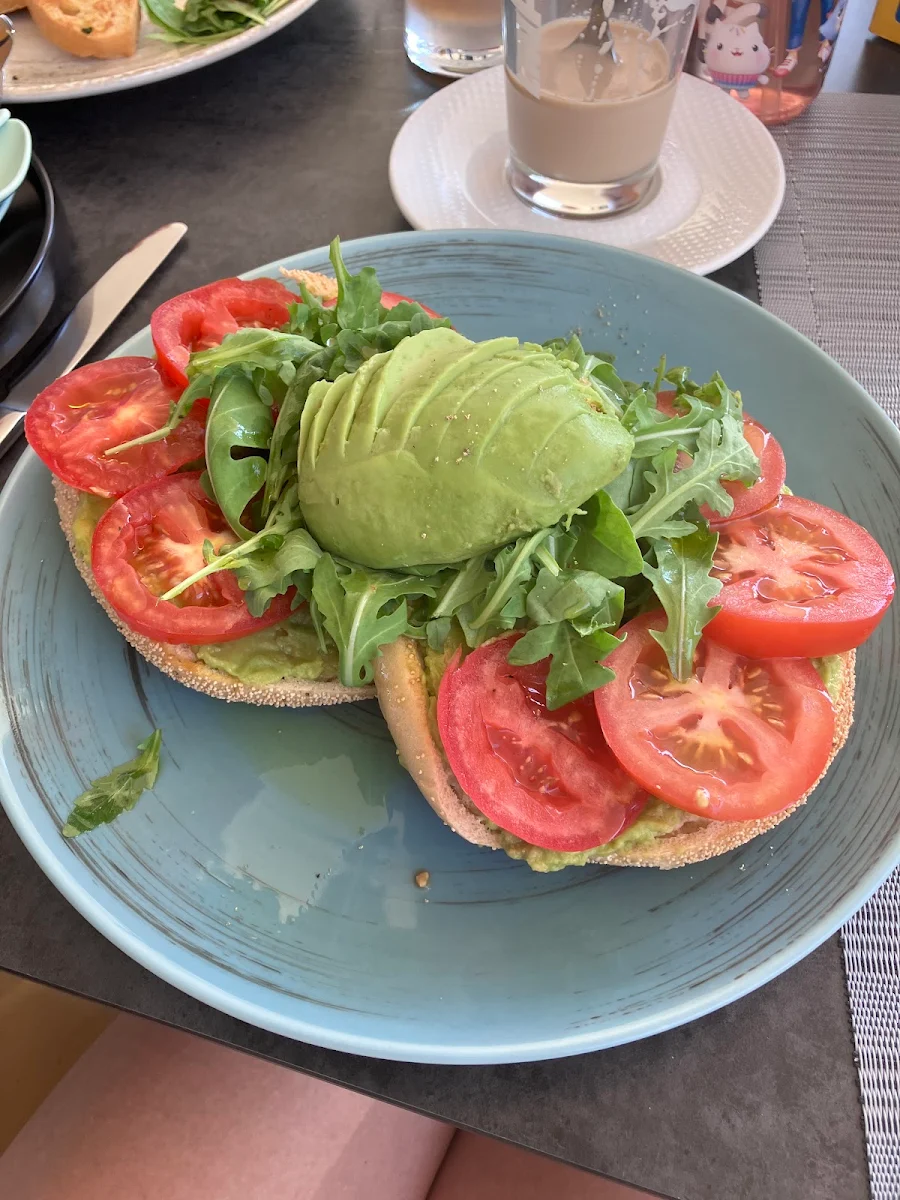 Avocado Bagle