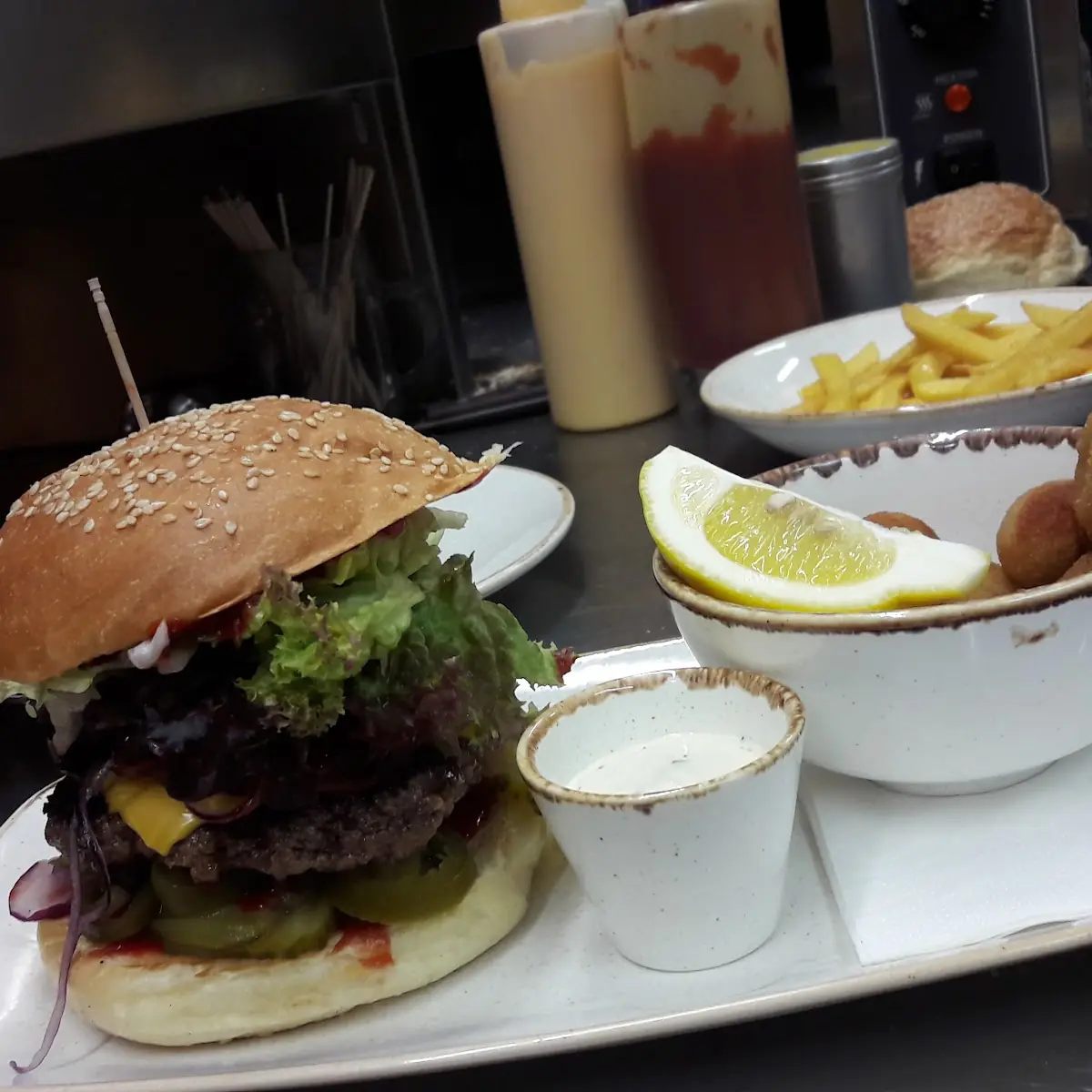 Hamburger Chillicheeseburger