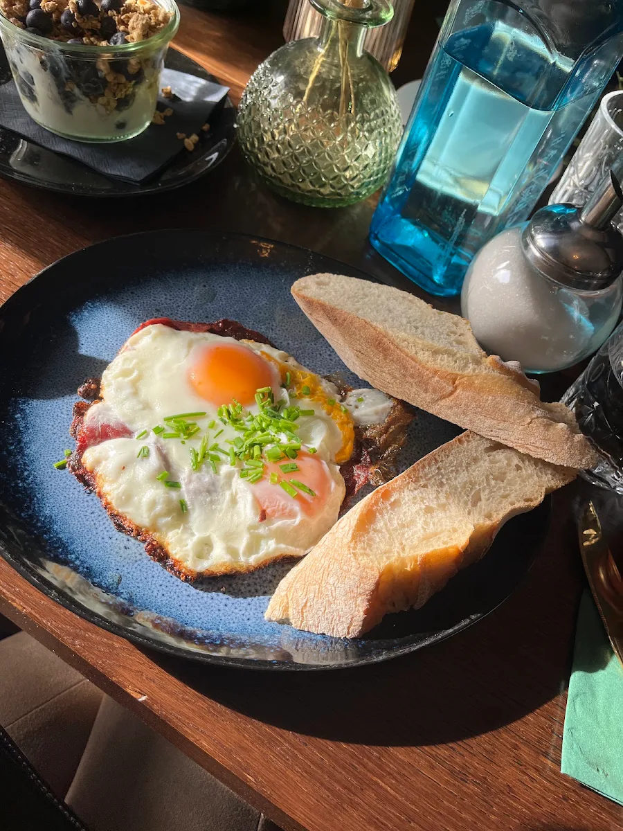 Ham &Eggs