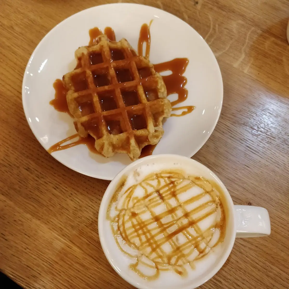 Caramel Macchiato E Waffle