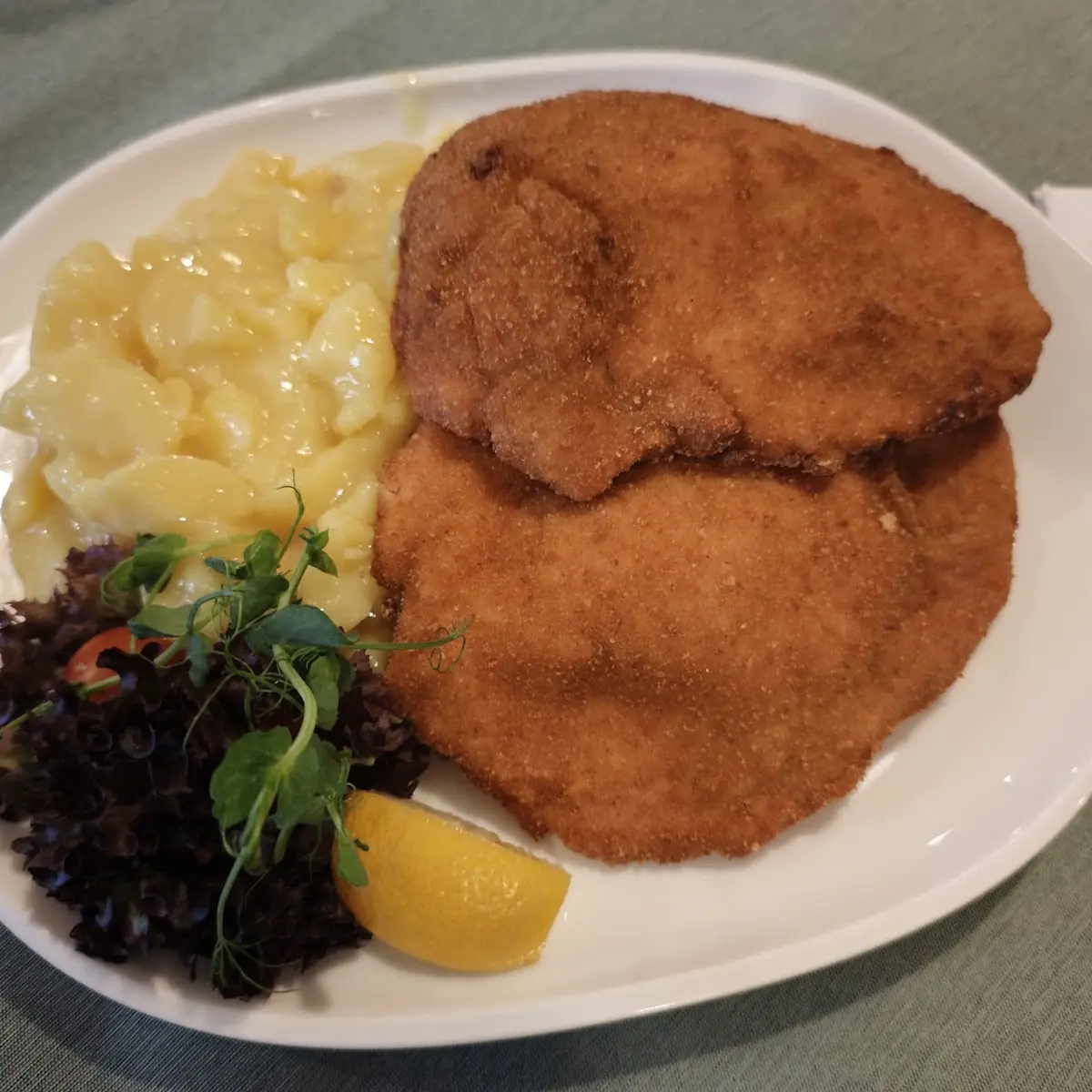 Surschnitzel Mit Erdäpfelsalat