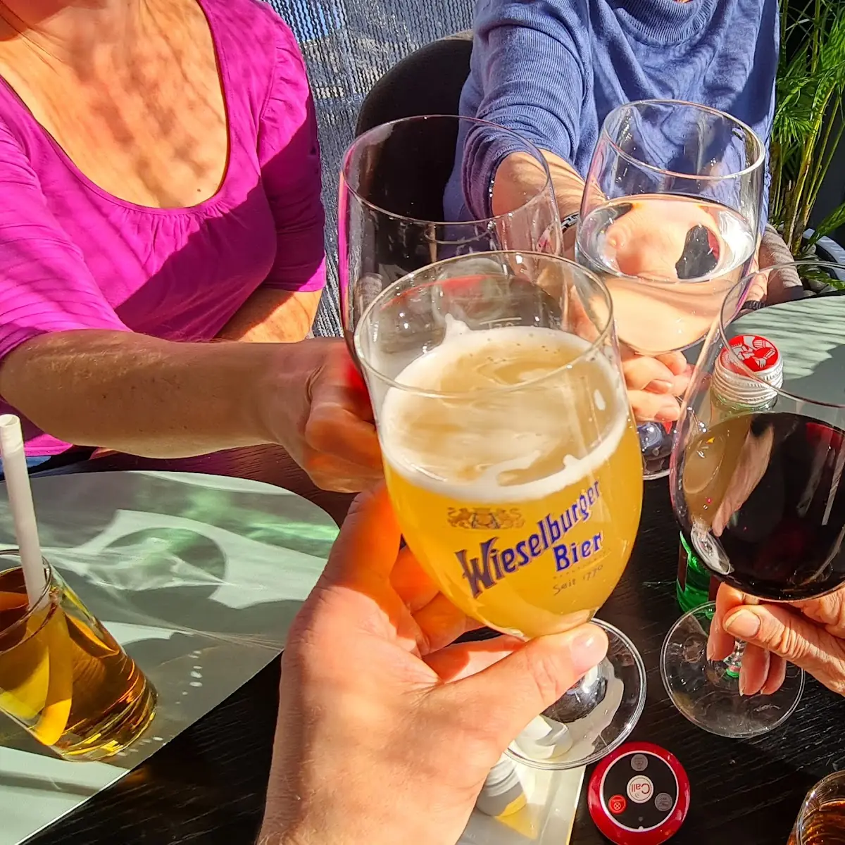 Bier Wein Und Wasser Still