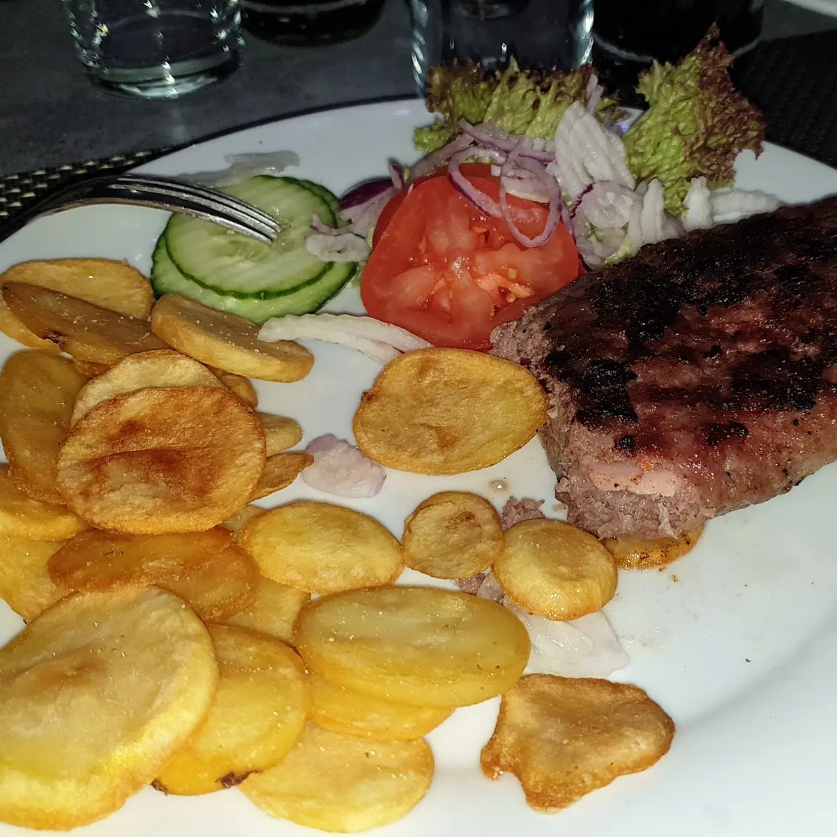 Pleskavica Gefüllt Mi Käse