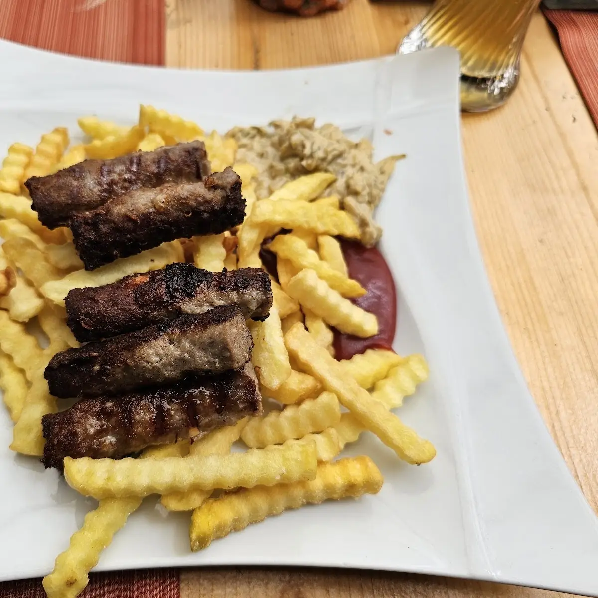 Cevapcici