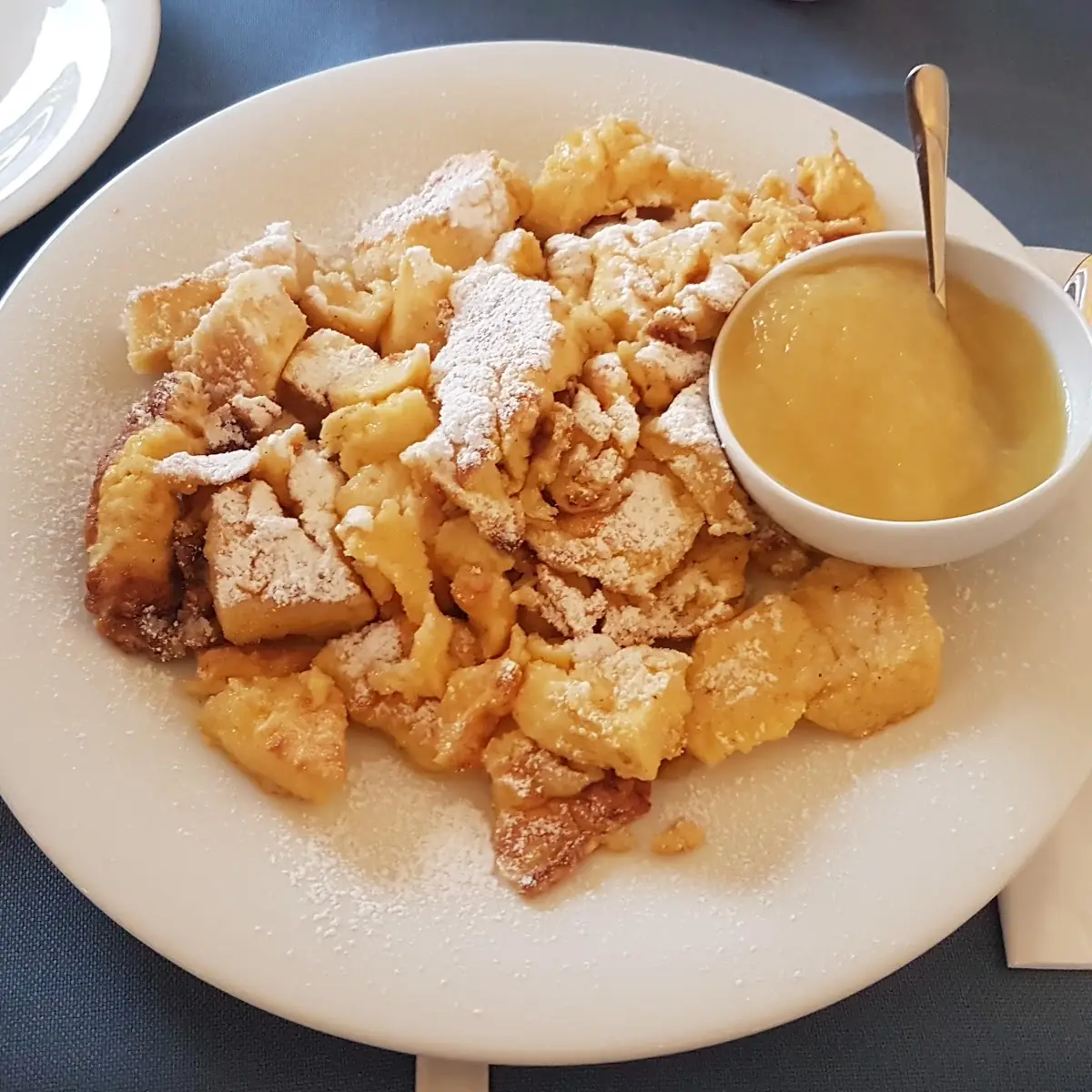 Kaiserschmarrn Mit Apfelmus