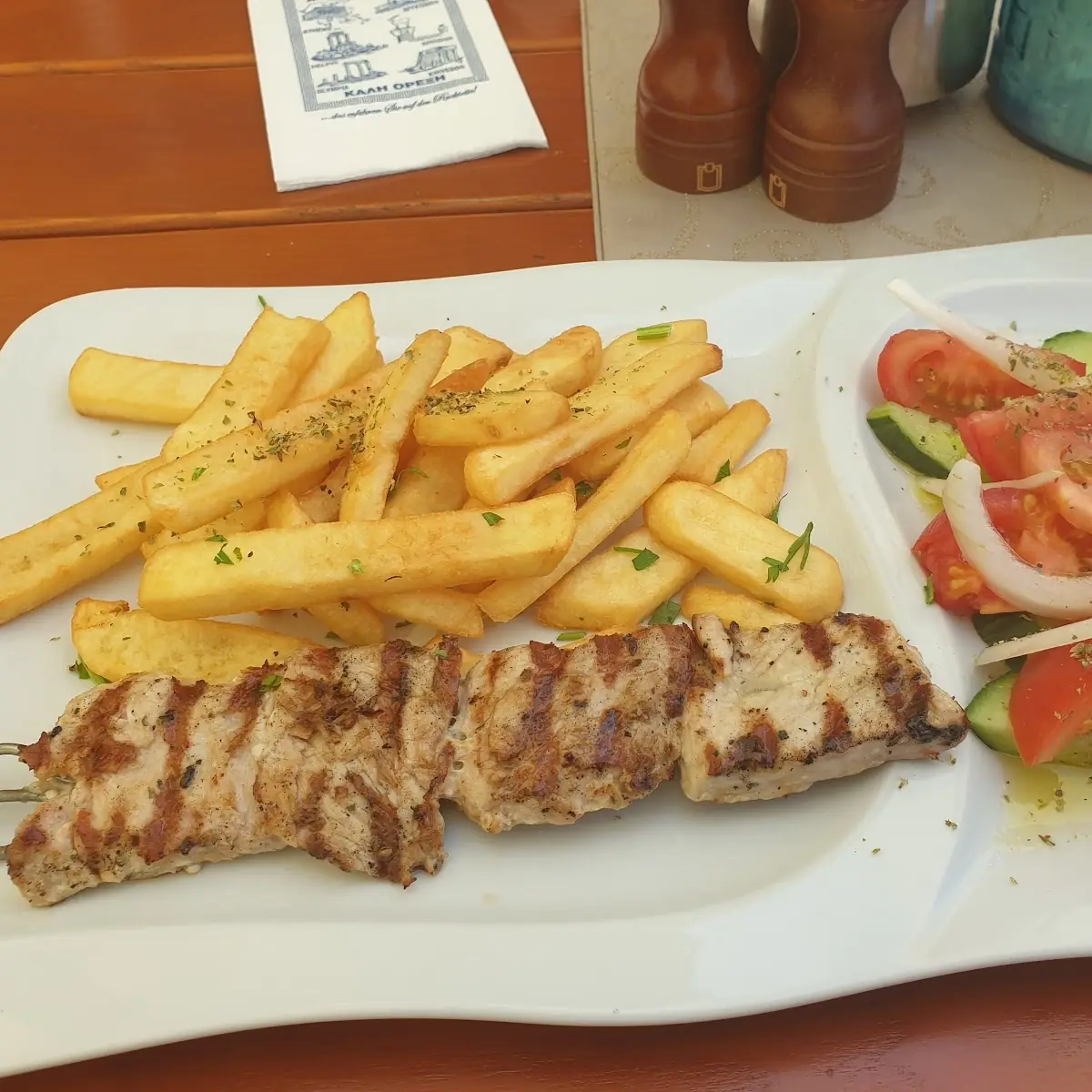 Souflaki Mit Pommes Frites
