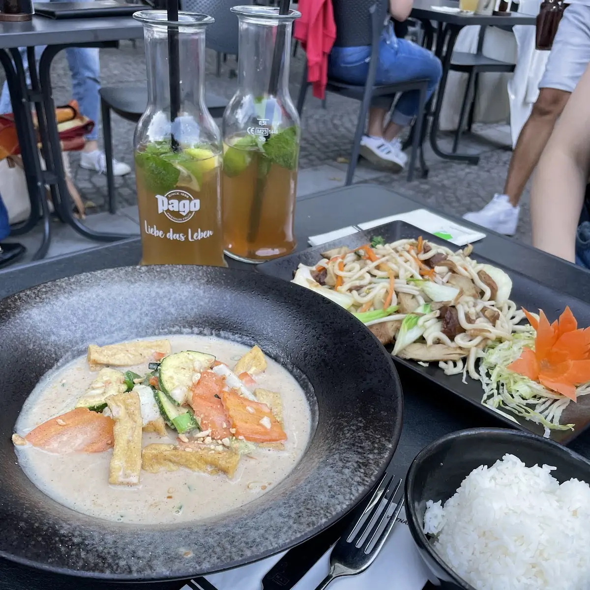 V16 Erdnuss Sauce Mit Tofu