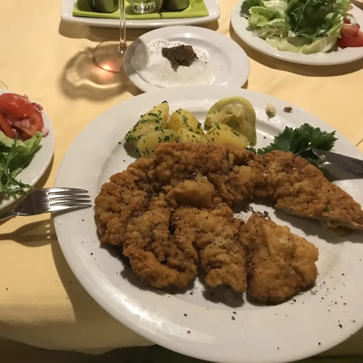 Schnitzerl Mit Salat