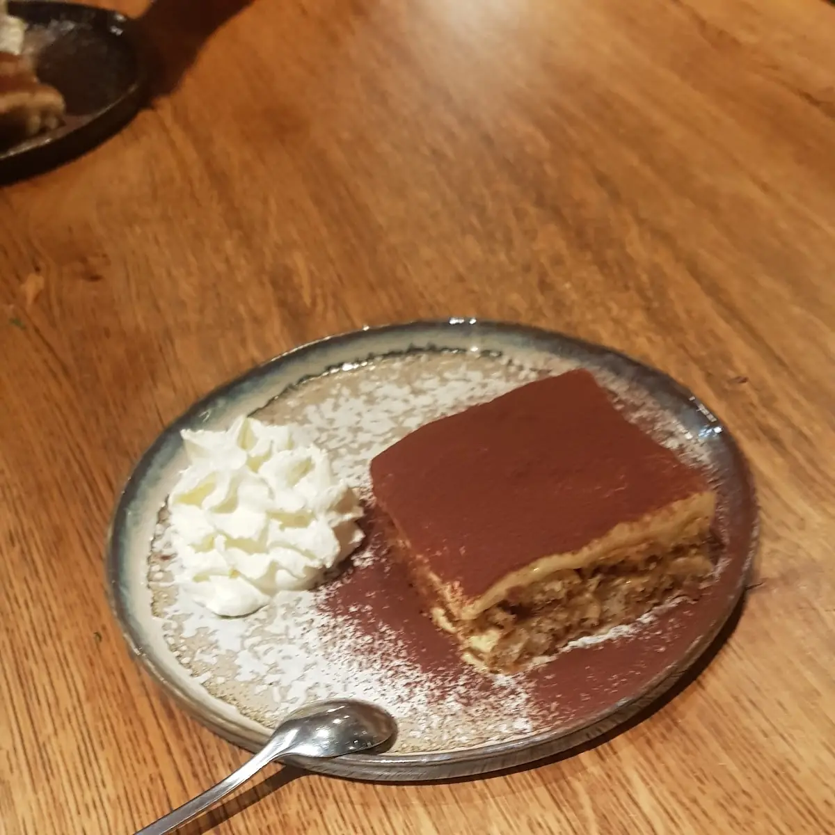 Tiramisu Cake