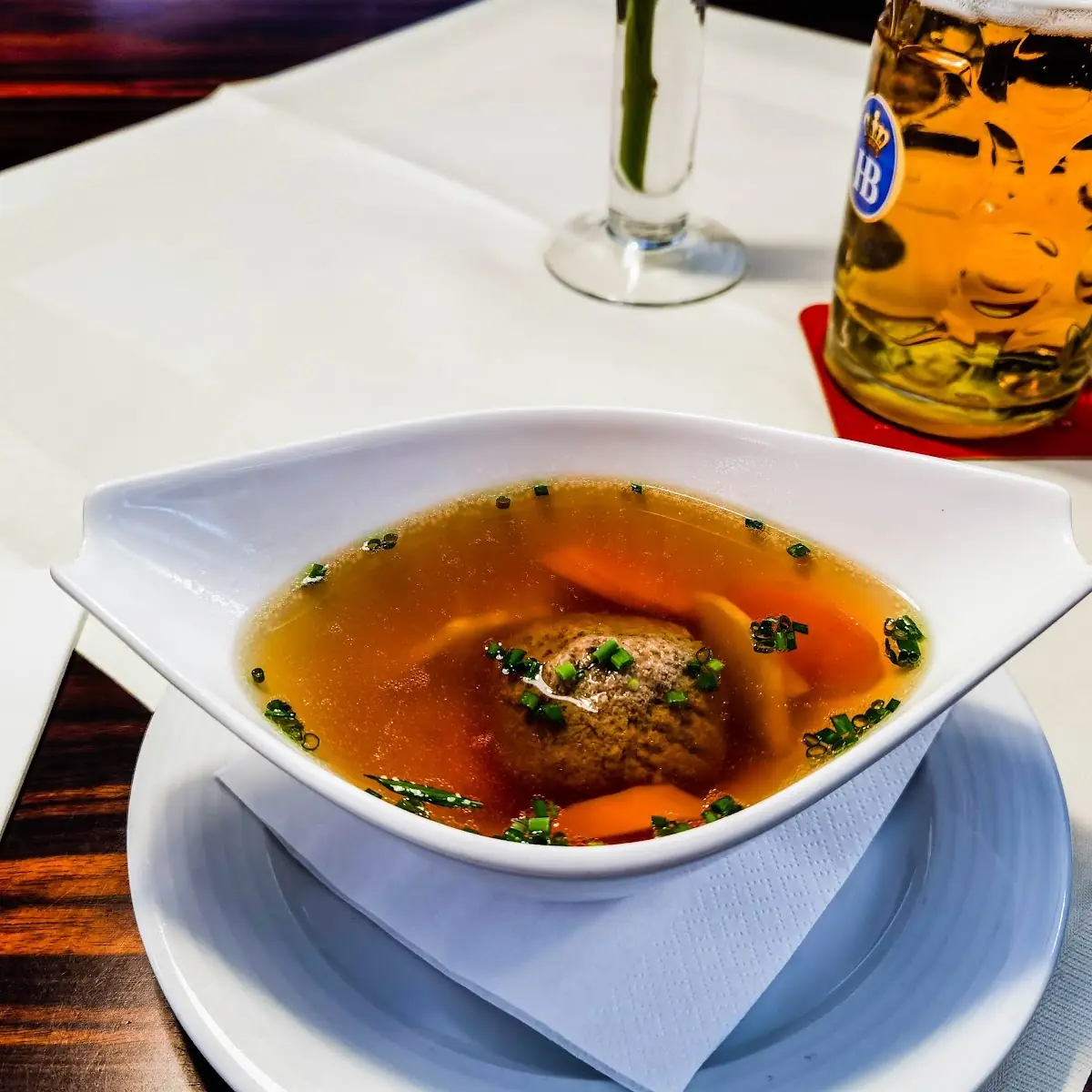 Leberknödel Suppe