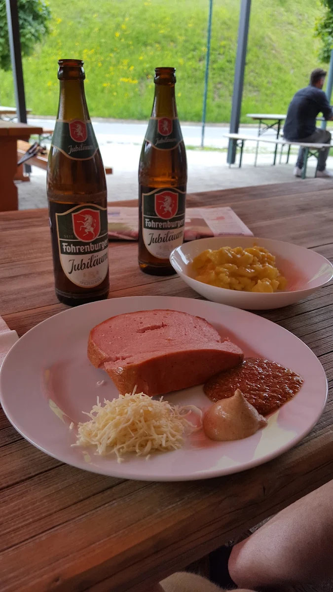 Leberkäse Mit Kartoffelsalat
