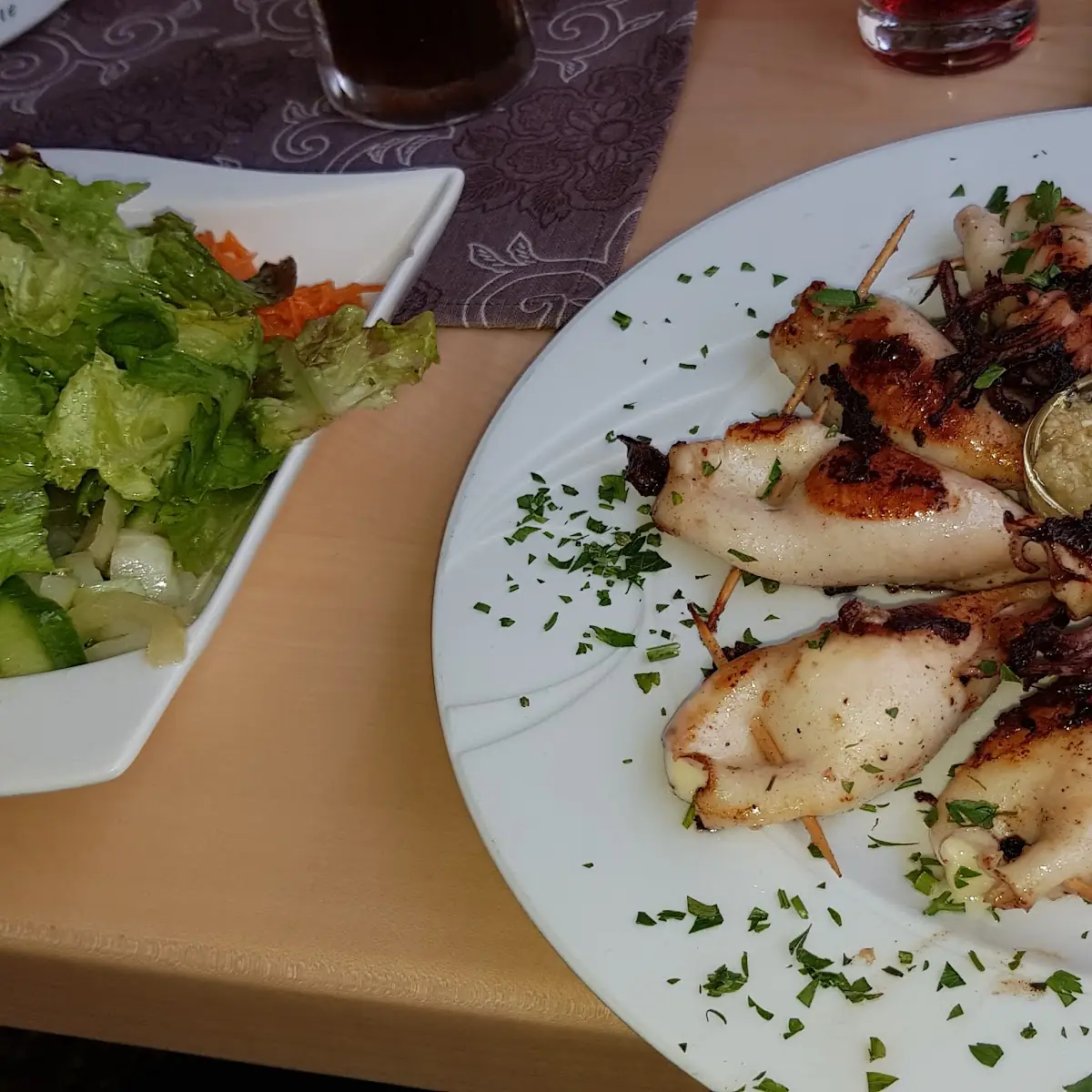 Gemischter Salat Und Calamari