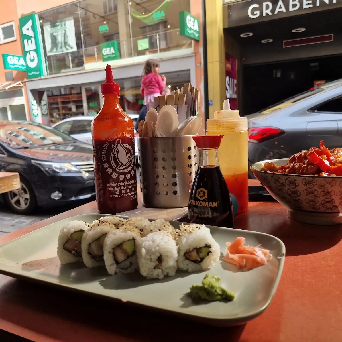 Chicken Maki And Gan Bian Huhn