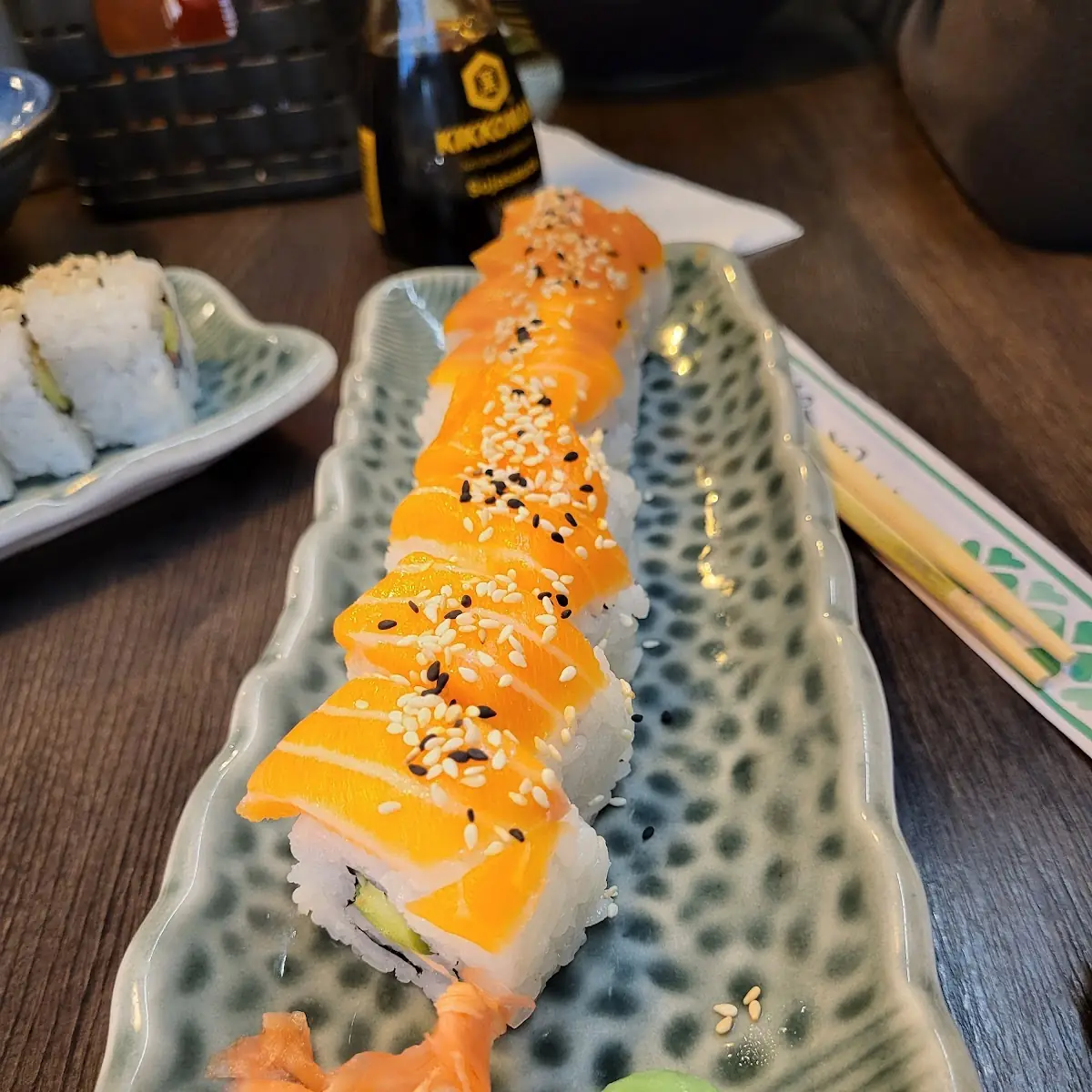 Sake Avocado Maki