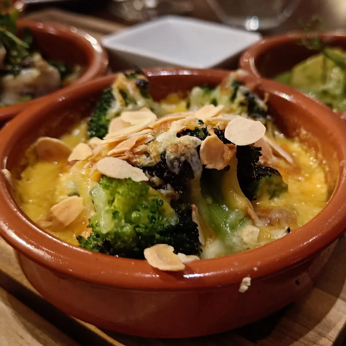 Brocoli Con Salsa de Almendras