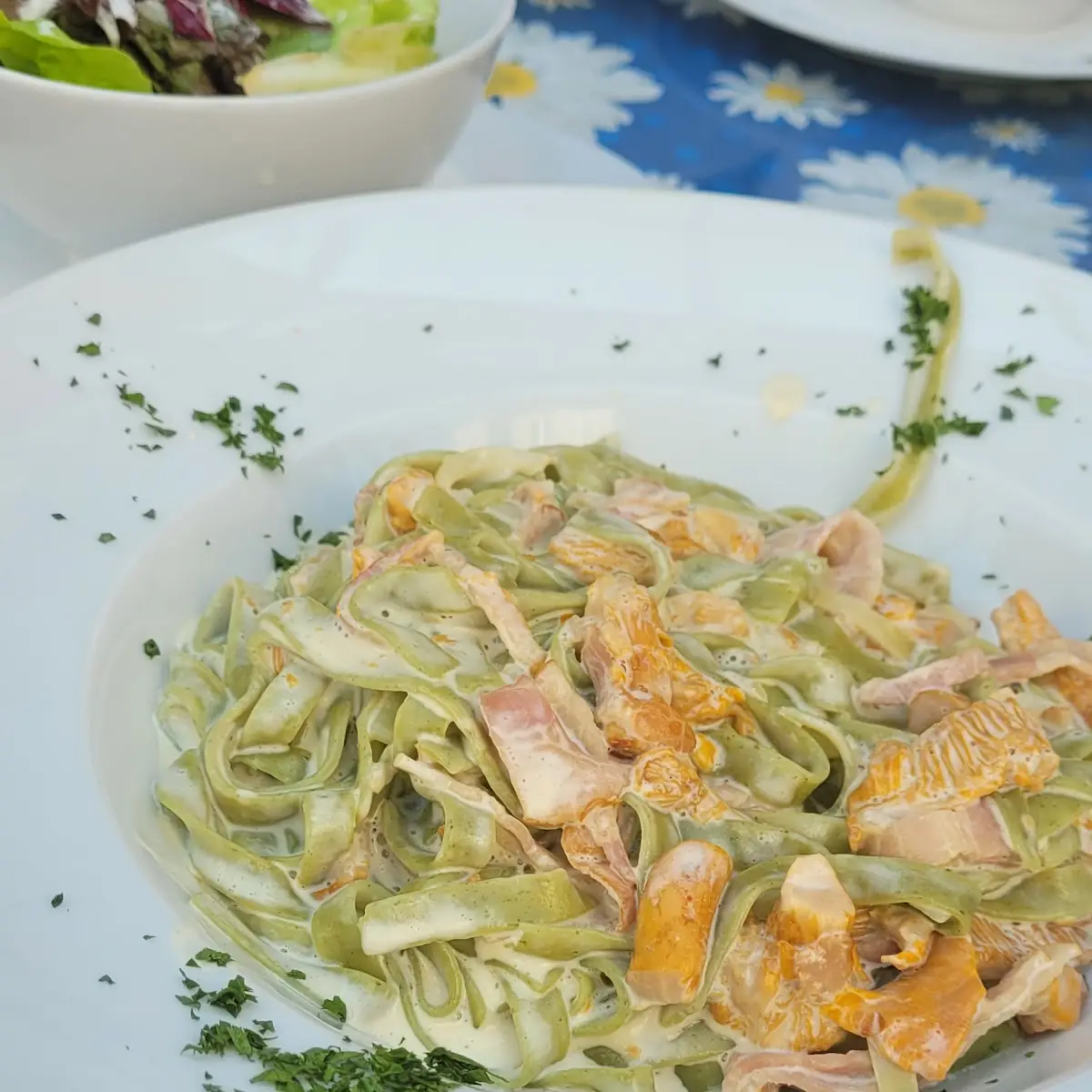 Tagliatelle Mit Eierschwammerl